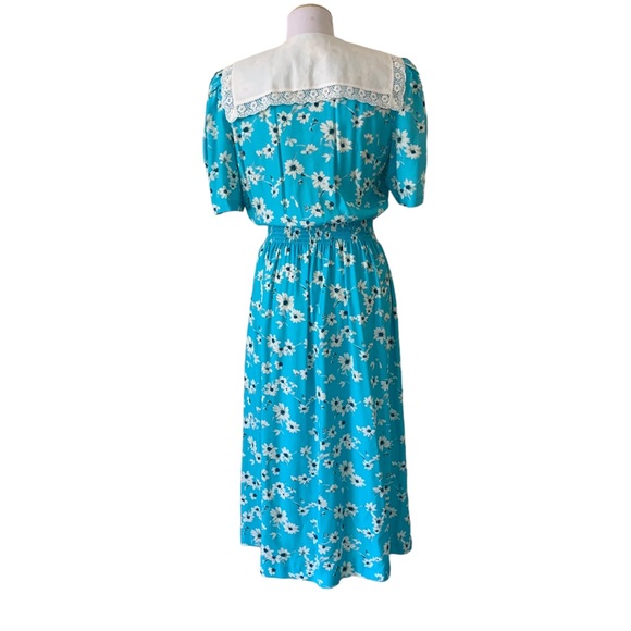 Vintage 80s KARIN STEVENS Blue Daisy Blouson Dress Bib Collar Cottagecore Size 8 - Picture 2 of 9